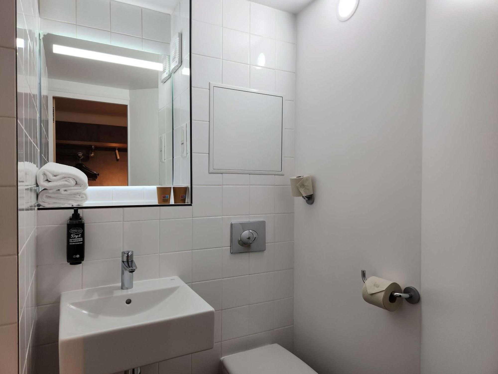 Ibis Budget Chambourcy Saint Germain Bagian luar foto