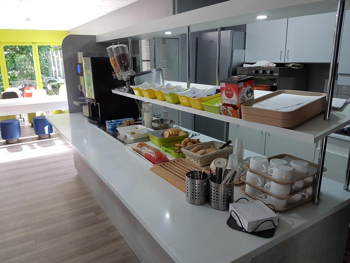 Ibis Budget Chambourcy Saint Germain Bagian luar foto